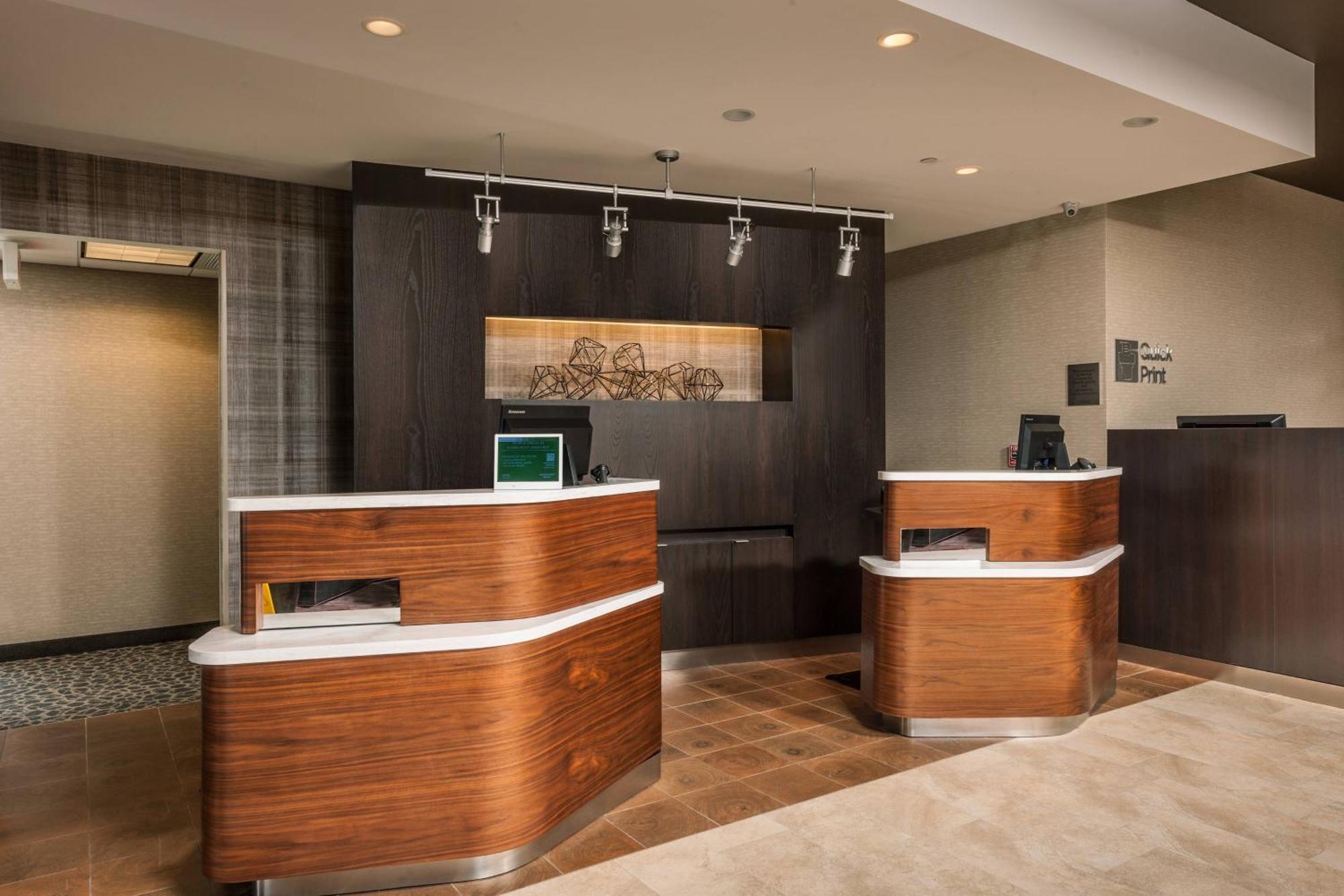 Hotel Courtyard By Marriott Boston Littleton Esterno foto