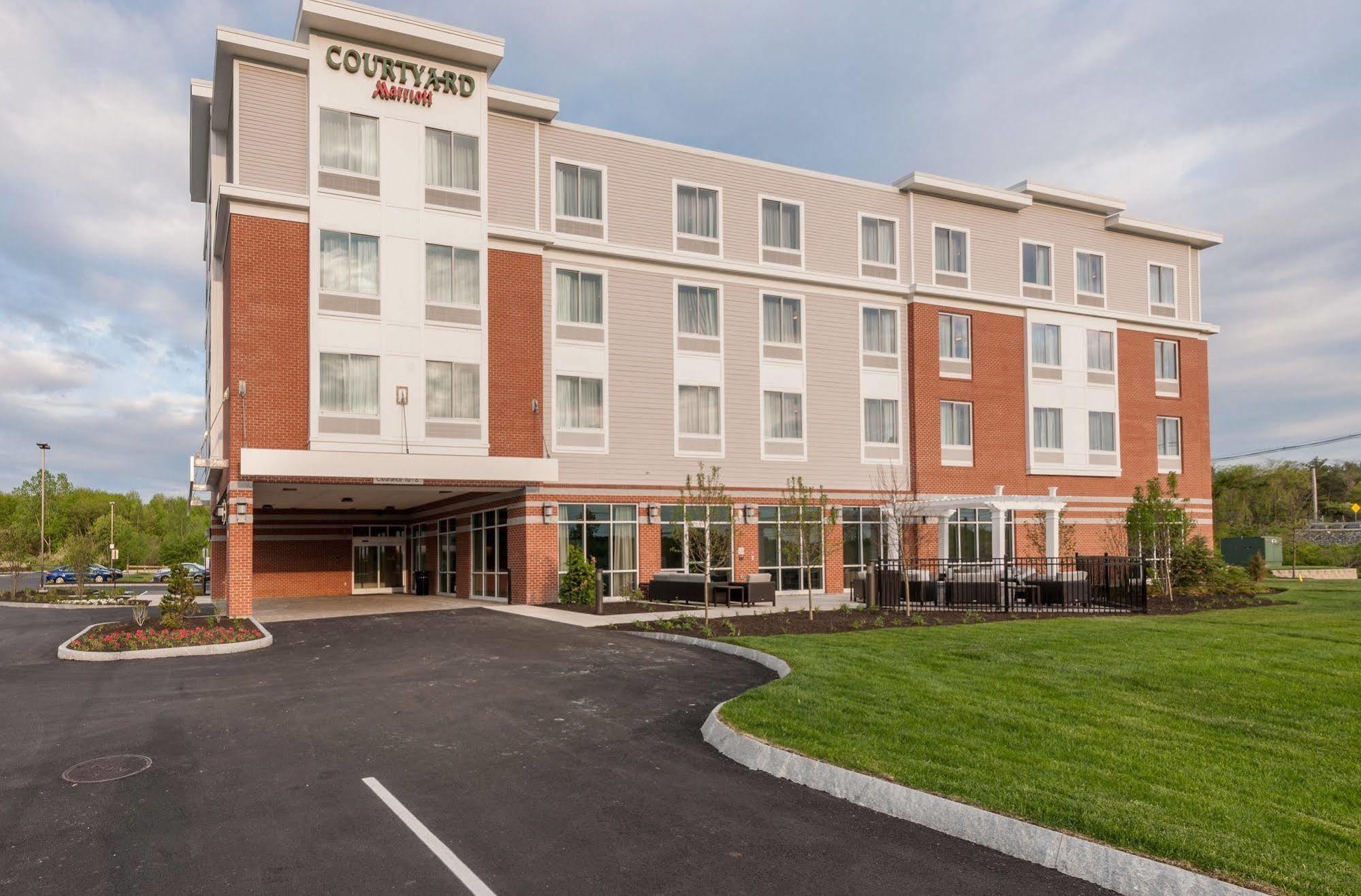 Hotel Courtyard By Marriott Boston Littleton Esterno foto