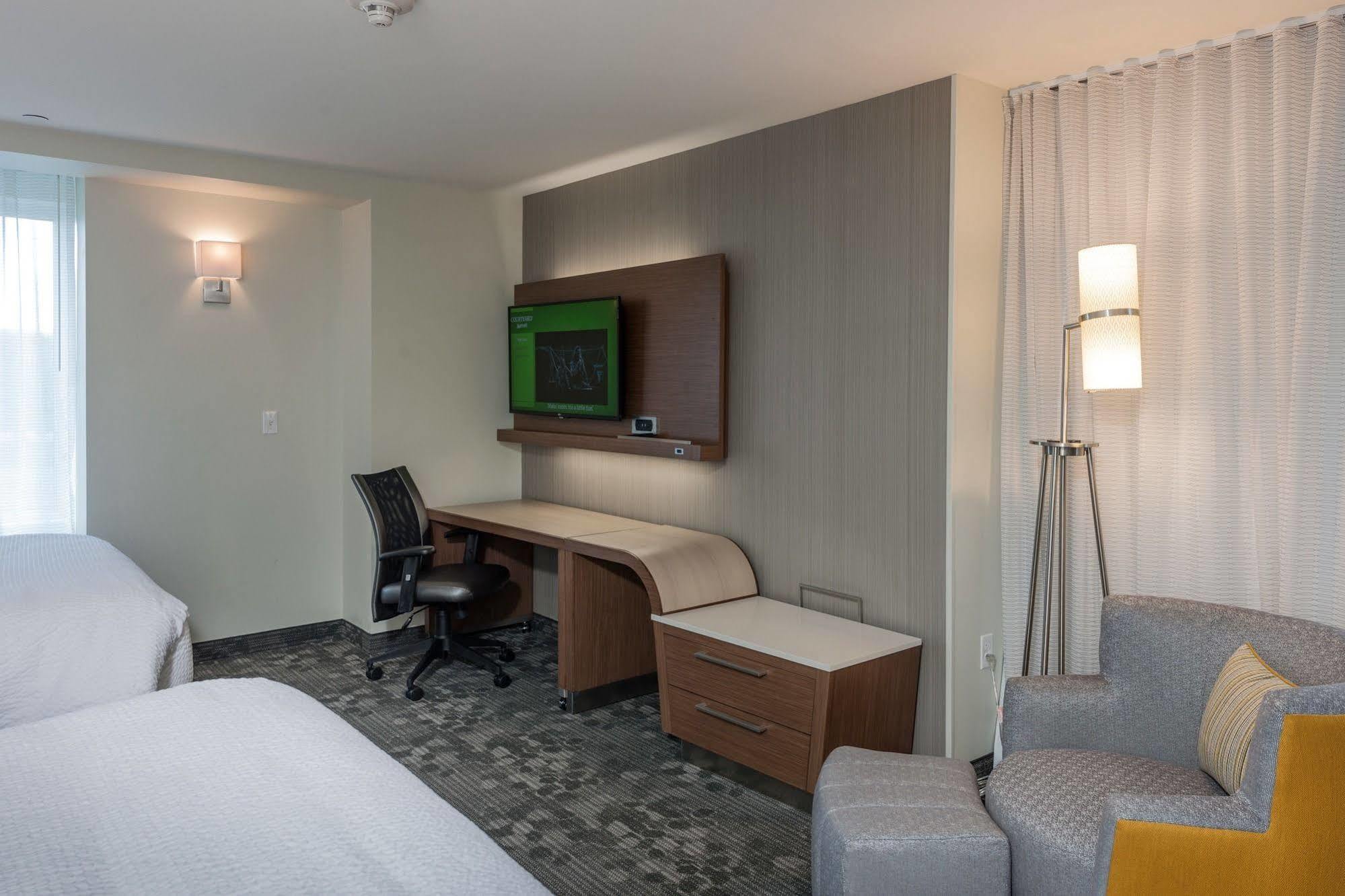 Hotel Courtyard By Marriott Boston Littleton Esterno foto